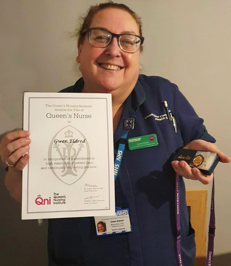Gwen Eldred QNI award.jpg