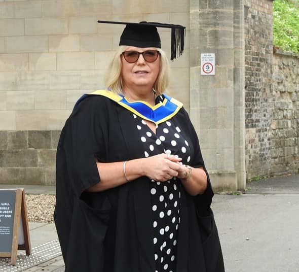Helen Scowen.jpg